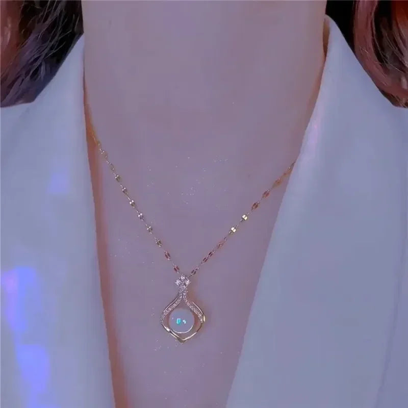 Gümüş Renk Kalp Kolye | Kadın Zarif Kalpli Kolye | Günlük ve Parti Kombinleri İçin Şık Takı | Love Heart Charm Necklace